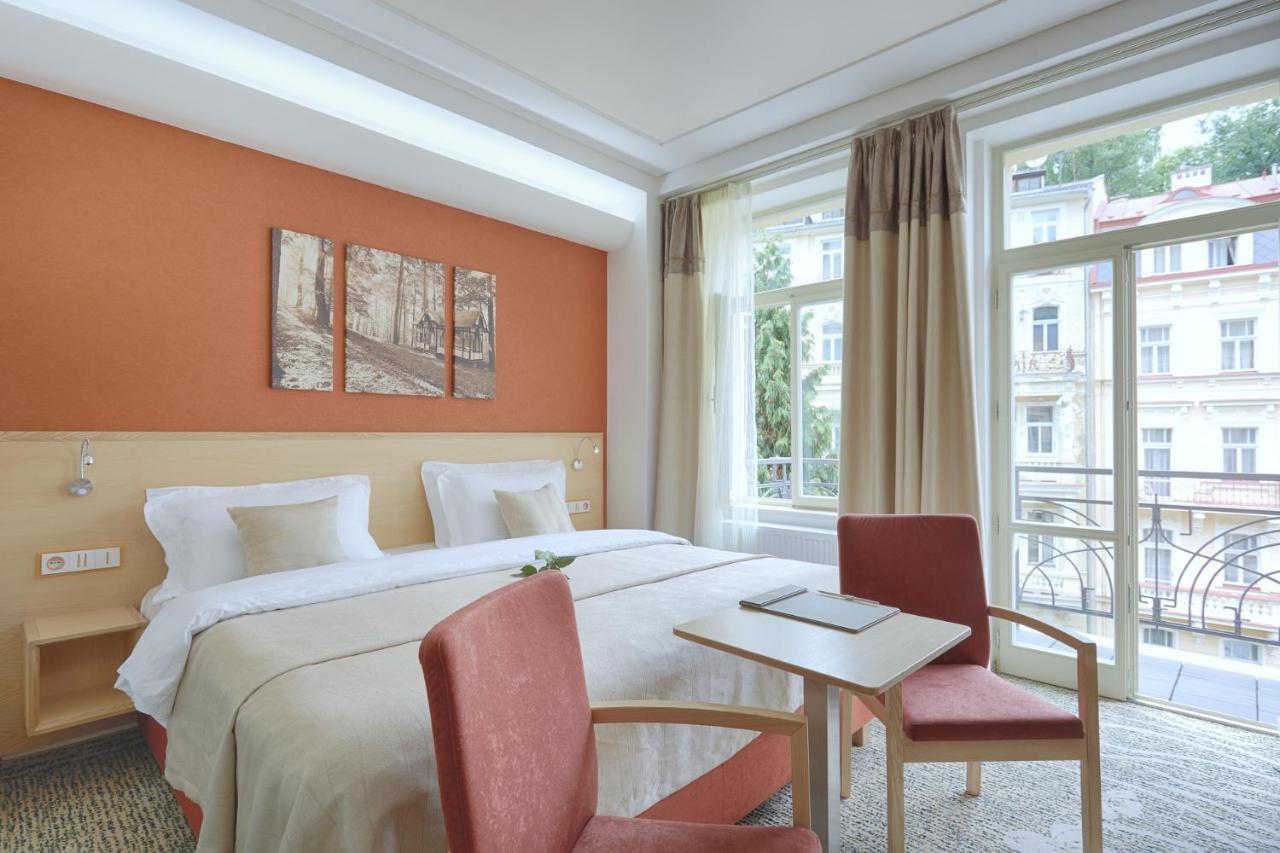 Iris Karlovy Vary
